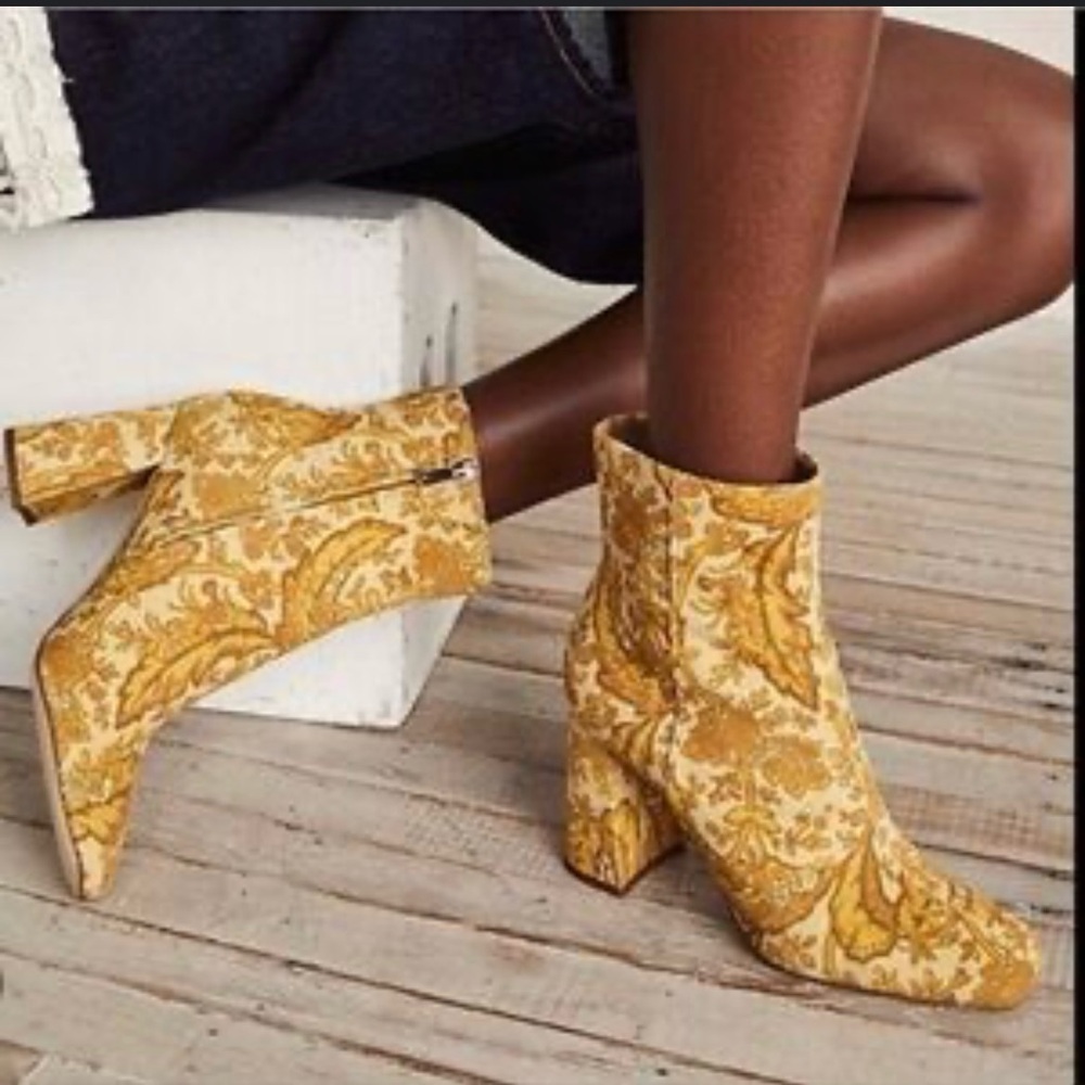 Sam Edelman Cody Boots - NWT